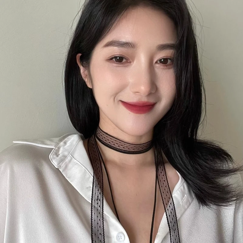 甜酷辣妹黑色小丝巾蝴蝶结蕾丝绑带发带复古设计气质感搭配长丝巾