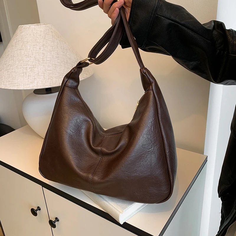 包包女高级感托特包新款软皮大容量单肩通勤包小众斜挎包