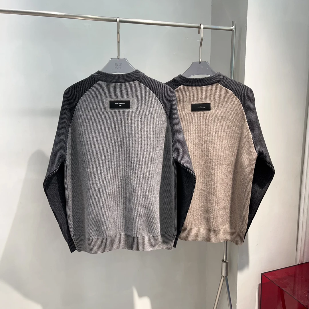 【赢家】秋冬季高品质拼色插肩式情侣款百搭毛衣