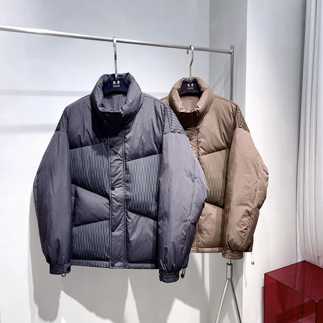 【赢家】冬季设计师拼接立领90白鸭绒羽绒服8002