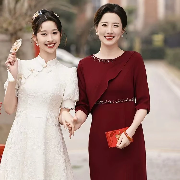 喜新娘妈妈装中式旗袍红色优雅中国风旗袍显瘦气质高端复古婆婆装