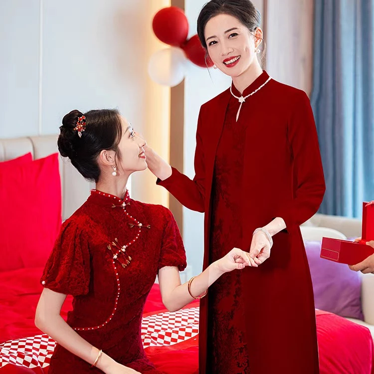 喜婆婆婚宴装2024新款妈妈婚宴礼服婚礼喜服蕾丝结婚连衣裙长袖女
