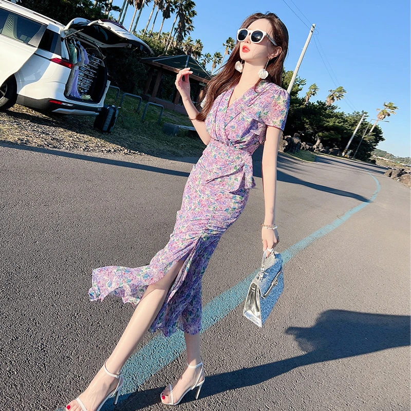 连衣裙2025女新款性感气质高级感雪纺碎花系带收腰鱼尾包臀裙5713