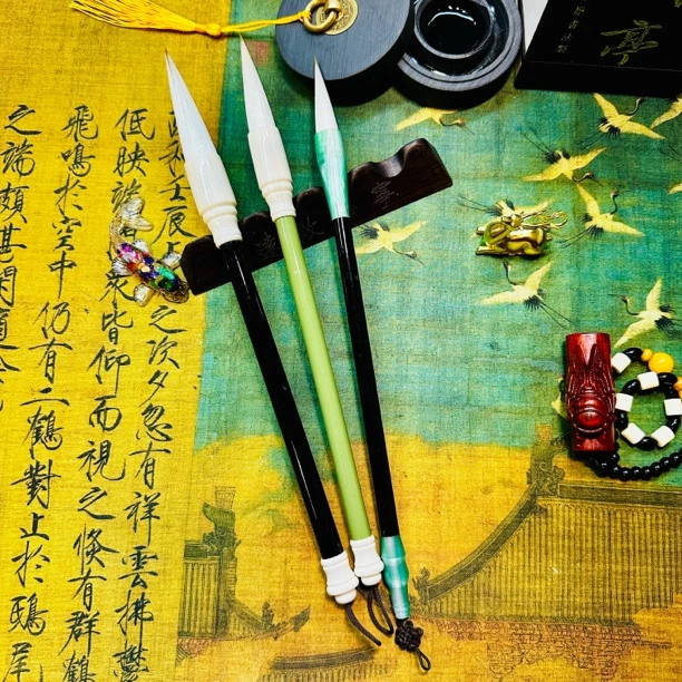 笔杆微瑕毛笔：大楷中楷行书隶书2+1