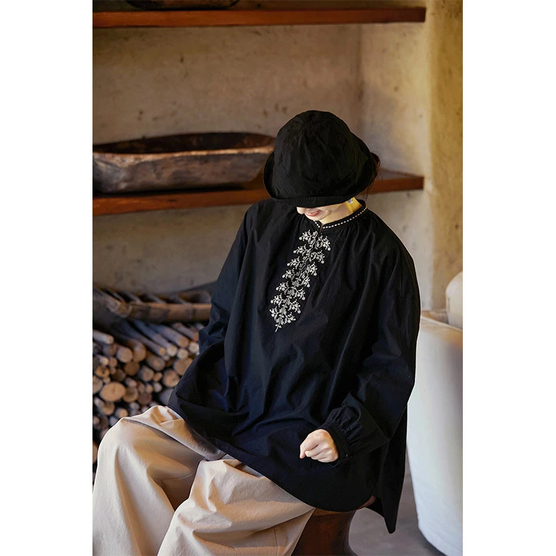 春款黑色棉中式小立领复古绣花女衬衫24176