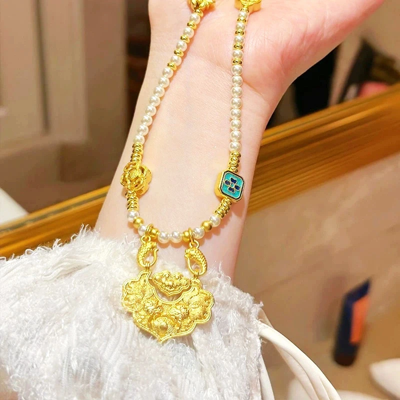 铜合金仿珍珠项链 锦鲤平安锁项链女平安如意时尚气质秋冬毛衣链