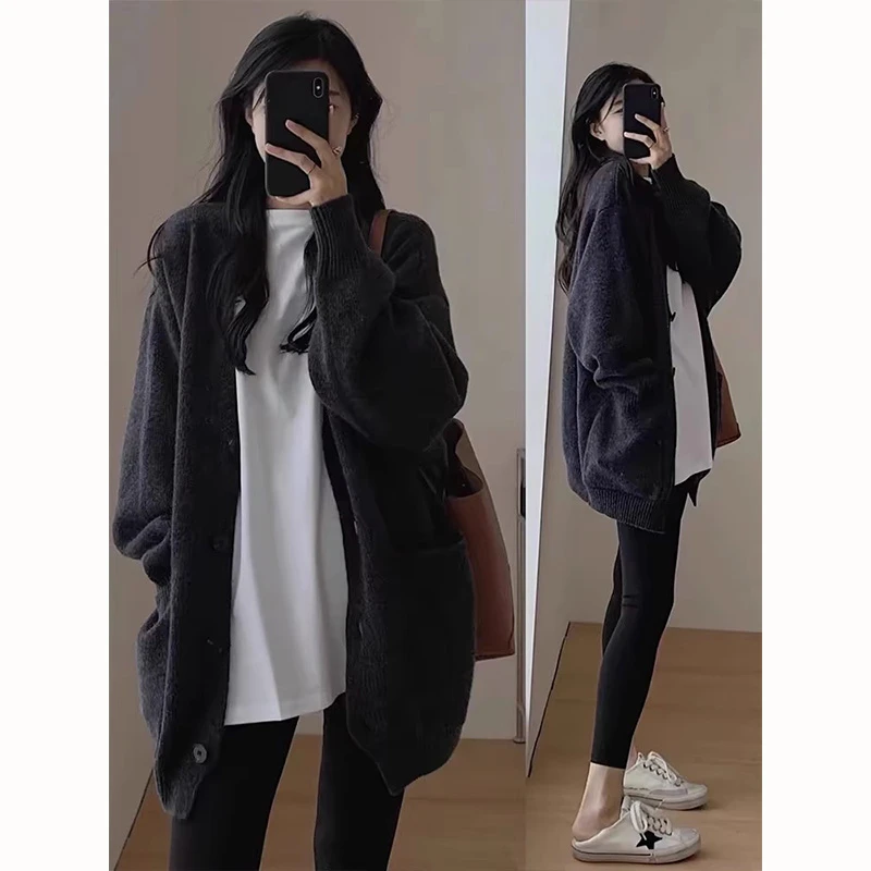 入秋一整套女装2025新款韩版休闲针织开衫修身外穿鲨鱼裤两件套装