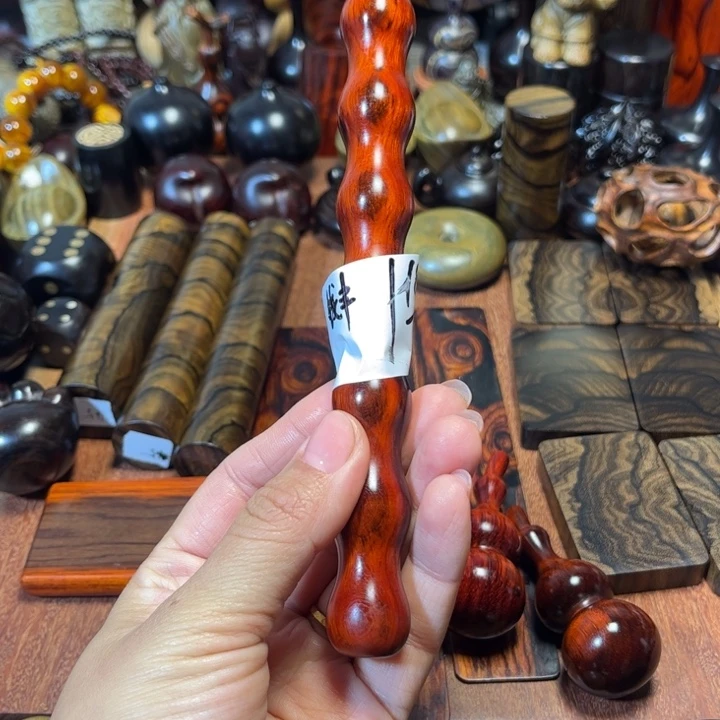 微凹黄檀（南美大红酸枝）钱*