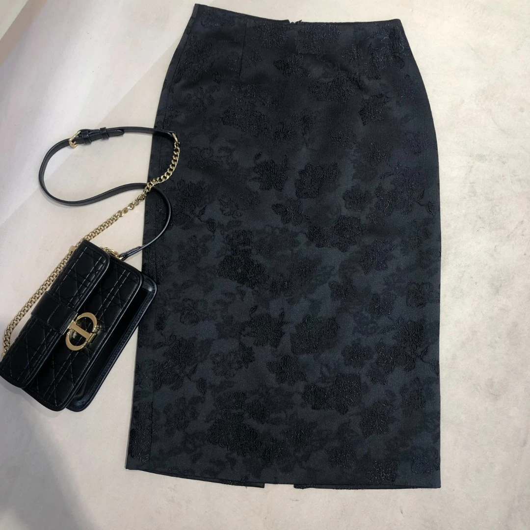 6310新款修身立体提花黑色半身裙