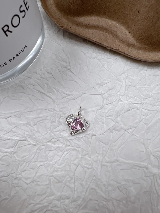 吊坠925银合成锆石 韩版厂高级肌理质感粉色合成锆石爱心银吊坠