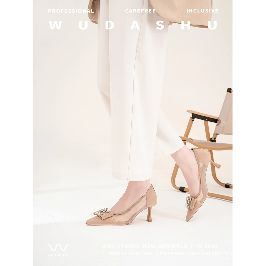 穿高跟鞋的吴大叔【内购】新款气质舒适时尚百搭细跟尖头拼接高跟鞋