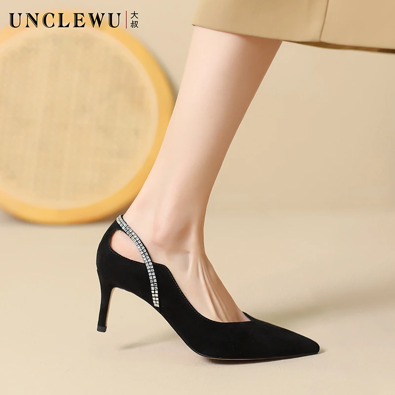吴大叔【内购】细跟女鞋绒面透气镂空高跟鞋气质水钻浅口尖头单鞋