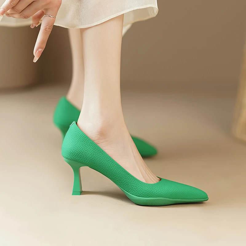 （跟高6.5cm）荔枝纹软牛皮运动底通勤风气质高跟鞋尖头浅口工作鞋