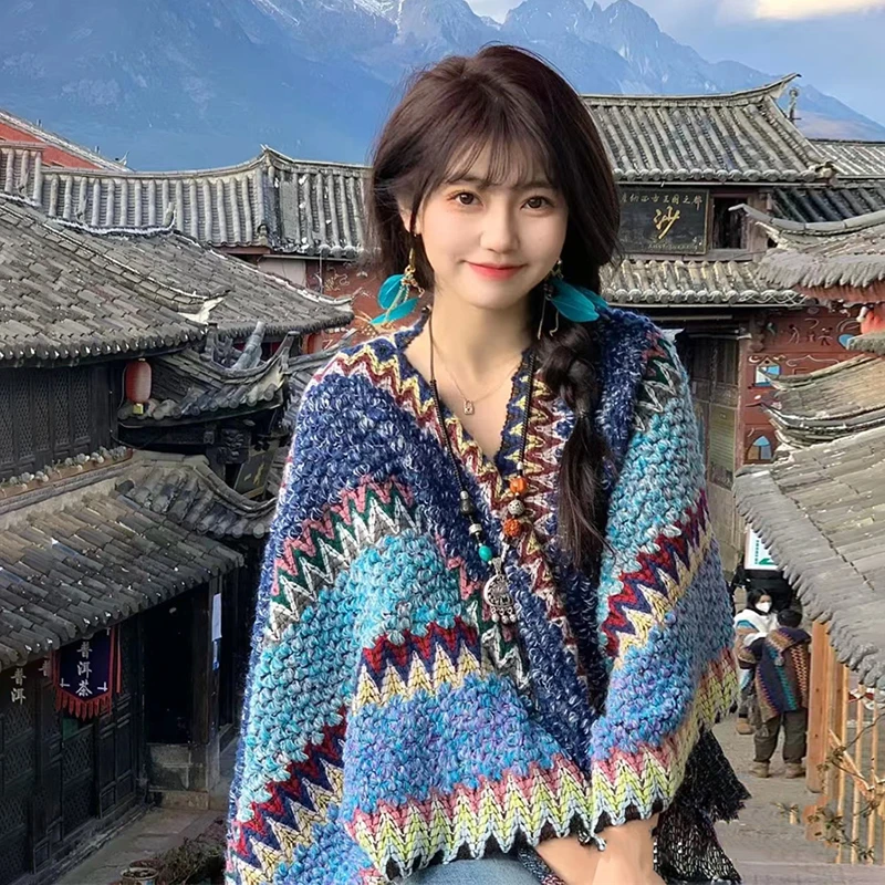 民族风披肩毛毯丽江云南外搭保暖斗篷披风新疆西藏旅游穿搭围巾女