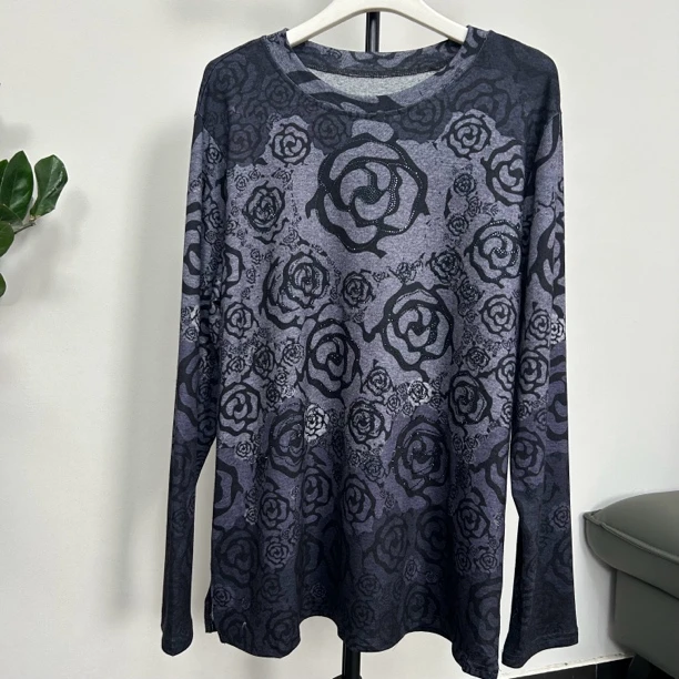 秋冬玫瑰圆领打底衫