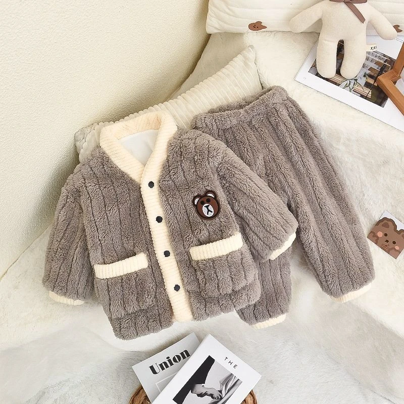 巴拉拉吧男童睡衣加绒加厚秋冬季珊瑚绒女宝宝家居服1-3岁5法兰绒