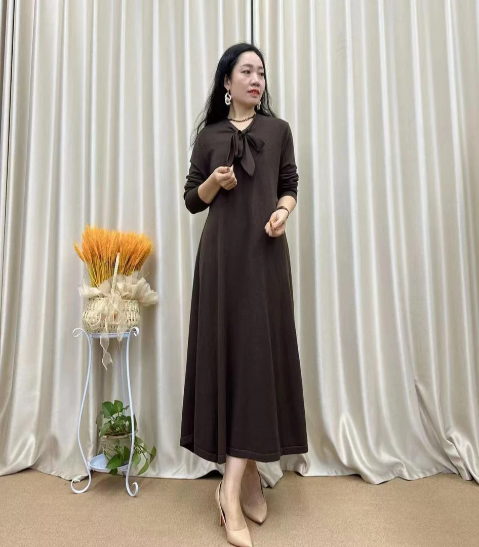 214气质优雅飘带设计轻奢针织连衣裙