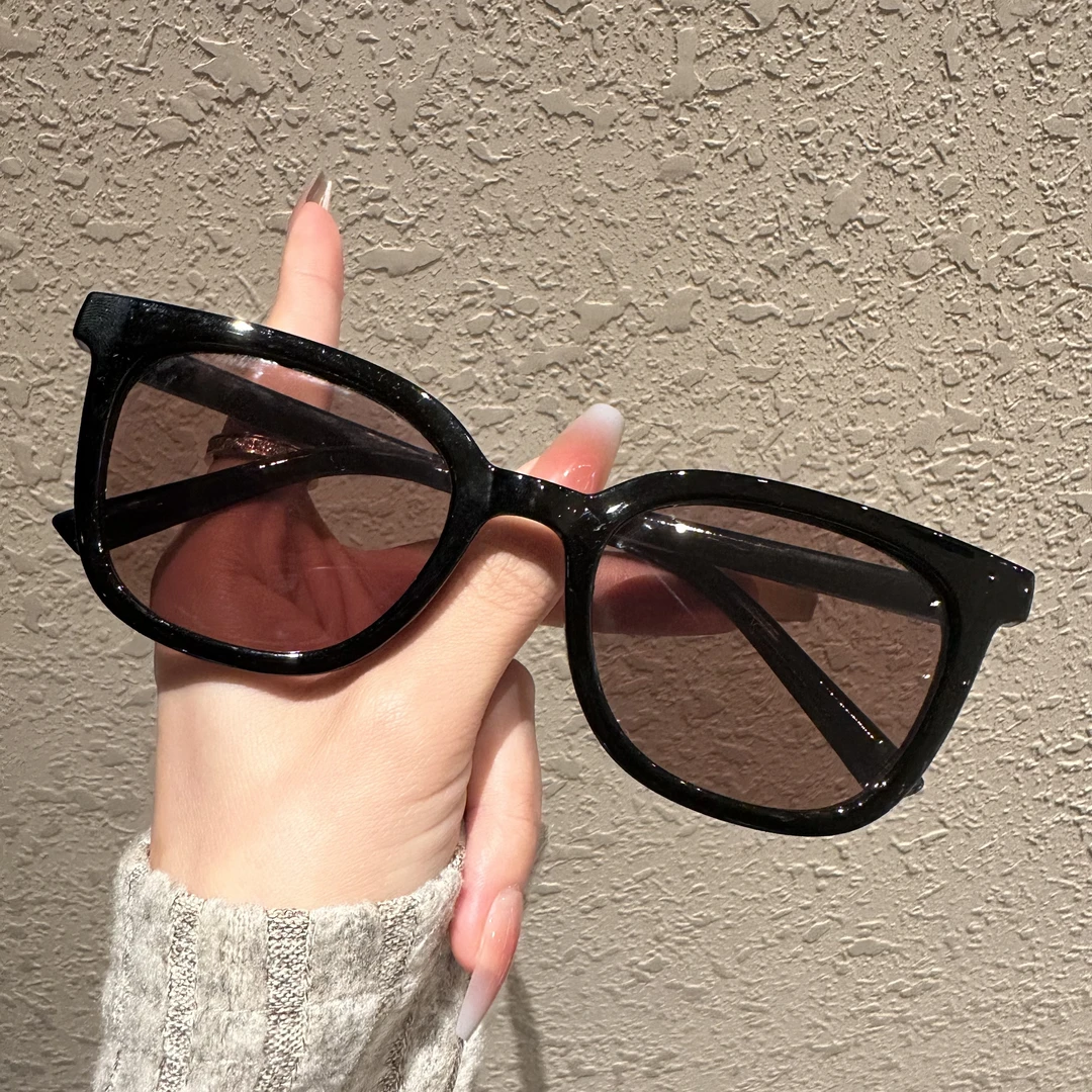 网红复古猫眼墨镜女潮时髦个性凹造型夏季遮阳可配度数太阳眼镜男