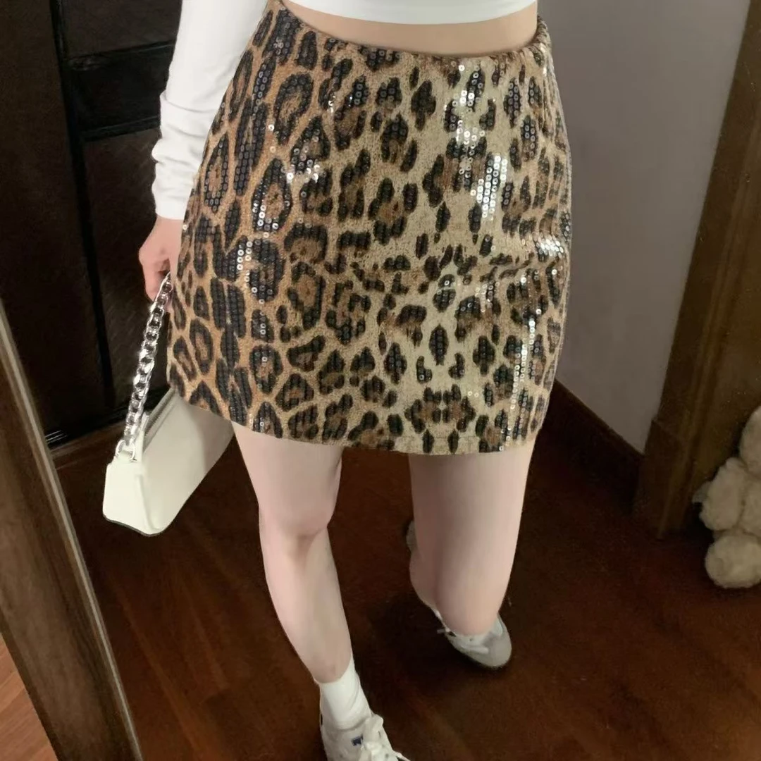 豹纹亮片印花高腰防走光包臀裙女2024秋装韩版百搭小个子a字短裙