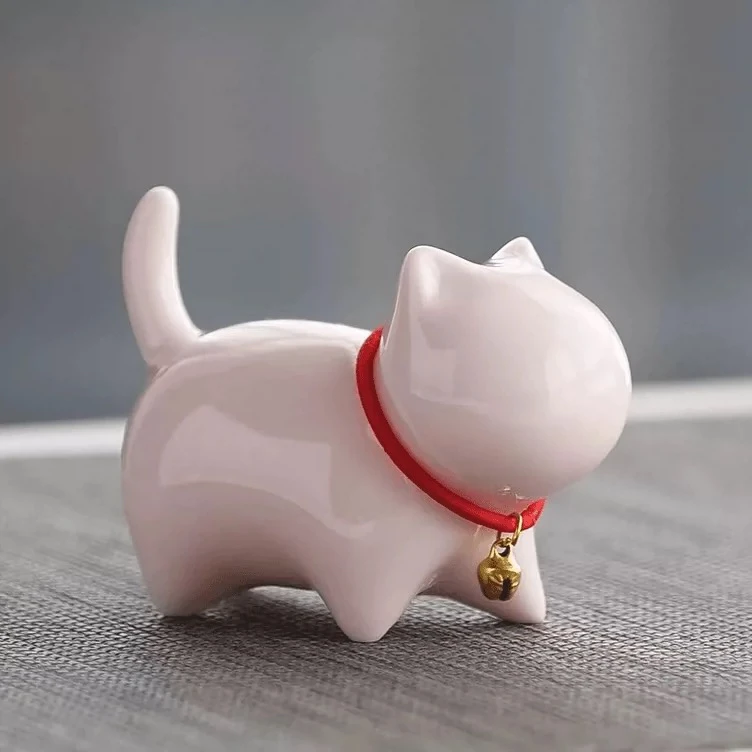招财猫咪摆件陶瓷无脸呆萌可爱置物架茶具茶桌茶宠创意宠羊脂玉