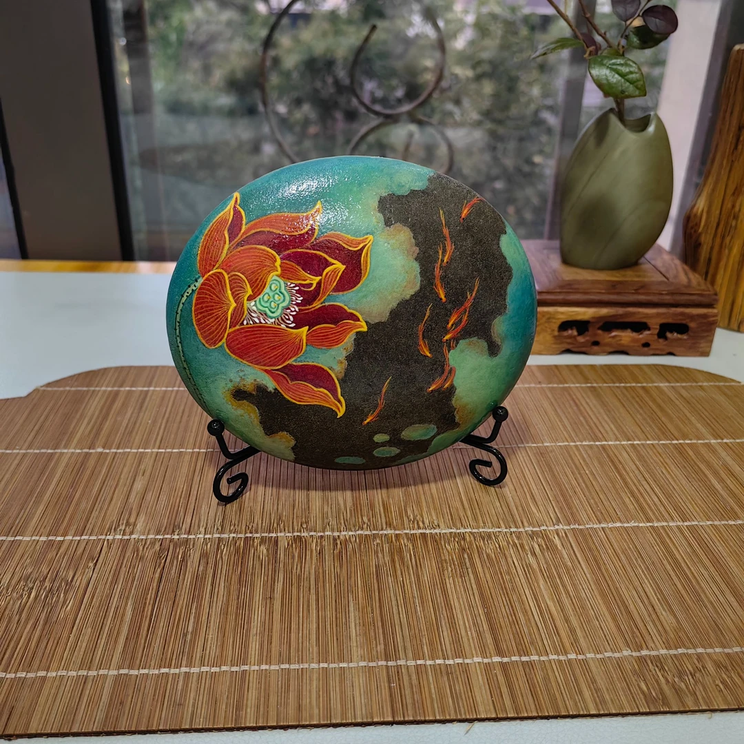 手绘荷花居家摆件