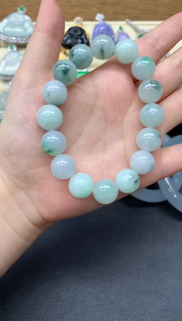 【闪购商品】翡翠手串未镶嵌738-多人