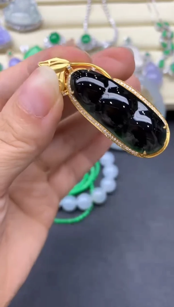 【闪购商品】翡翠颈饰18K金镶嵌675-中国好珍宝