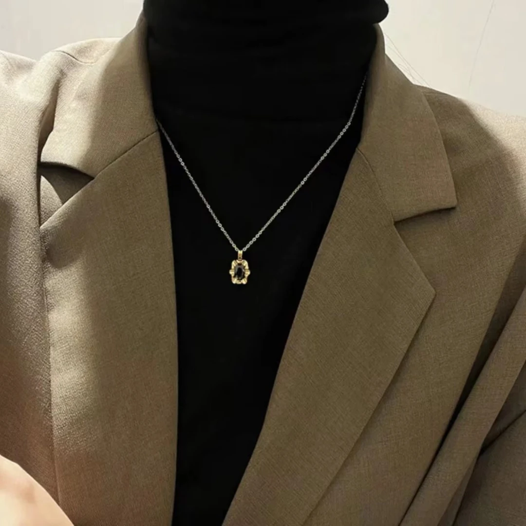 钛钢项链 法式优雅复古ins风项链吊坠雕刻不掉色气质女士小众饰品