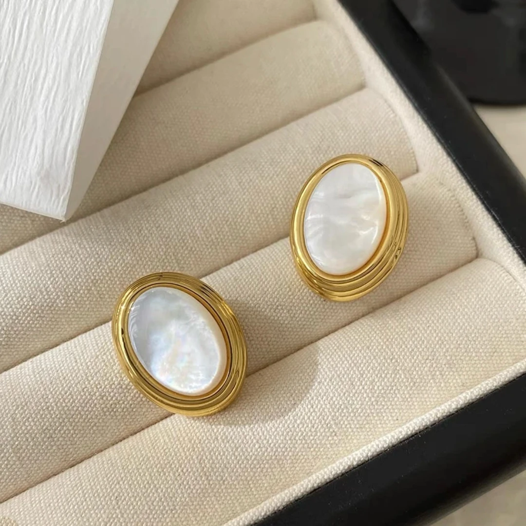 铜合金贝壳耳饰 复古椭圆轻奢耳钉E0990