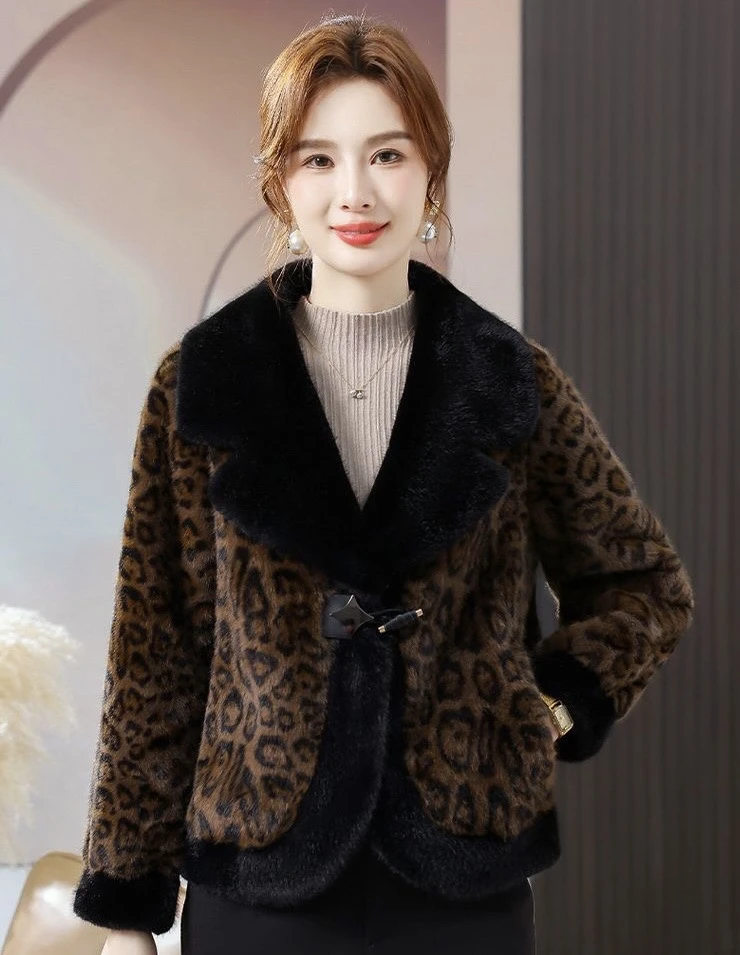 2024新款豹纹毛毛外套秋冬季加厚西服领貂绒皮毛一体时尚气质女款