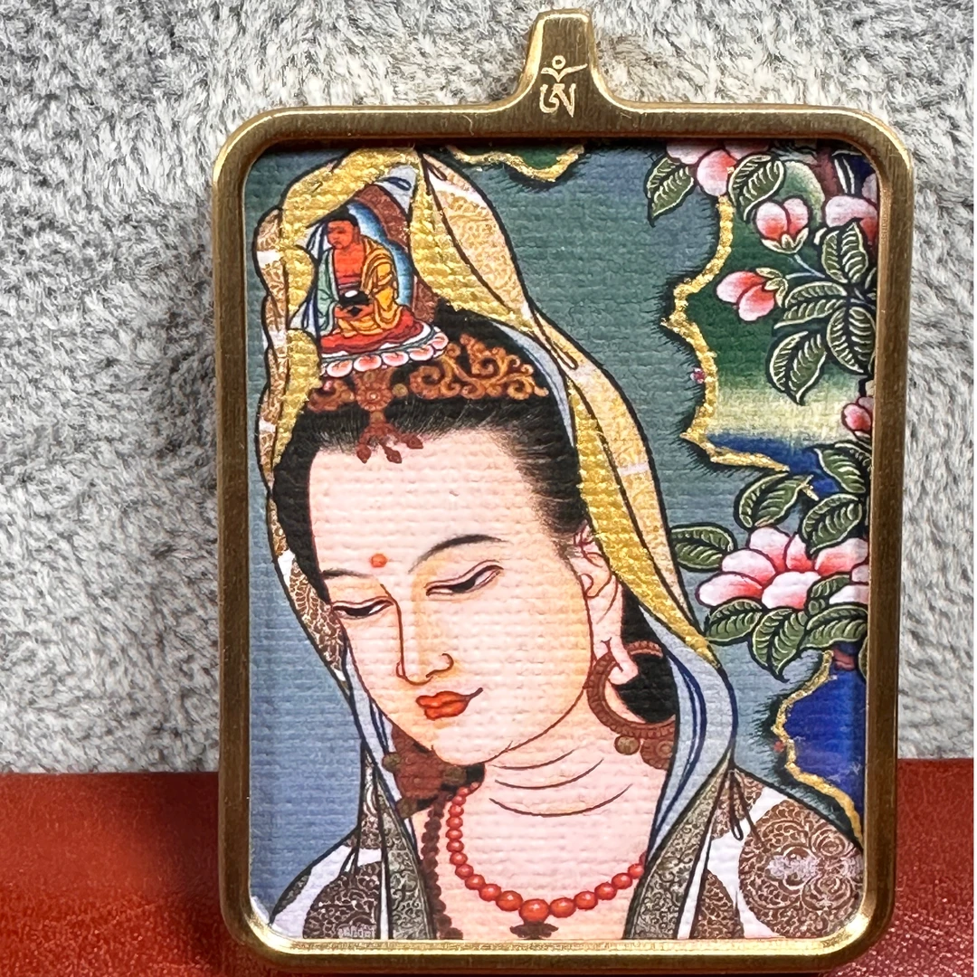 藏族 文化     唐卡  钛钢  壳子
