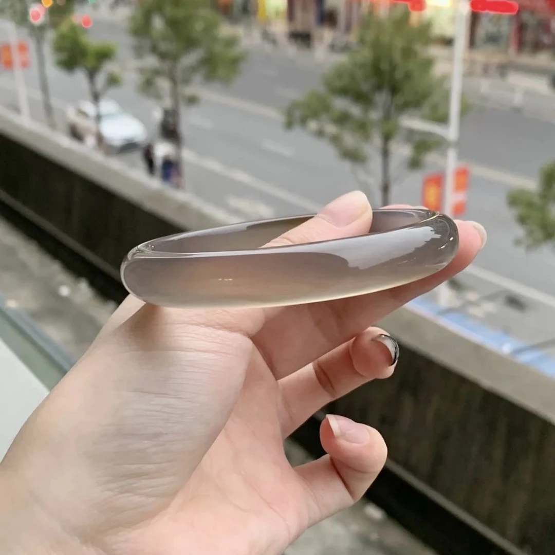 天然烟灰色扁条玛瑙玉髓冰灰手镯女款天然玉石深浅灰玉镯附证书