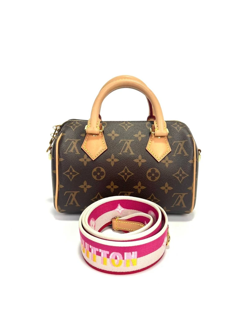 99新 LouisVuitton/路易威登 维舒LV枕头20肩带款99新/18190317