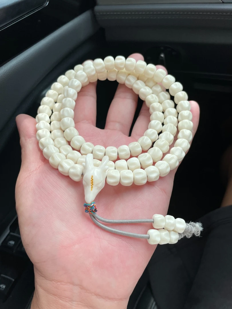 10百香108颗小鹿三通  鹿角手串  高密度质地坚硬