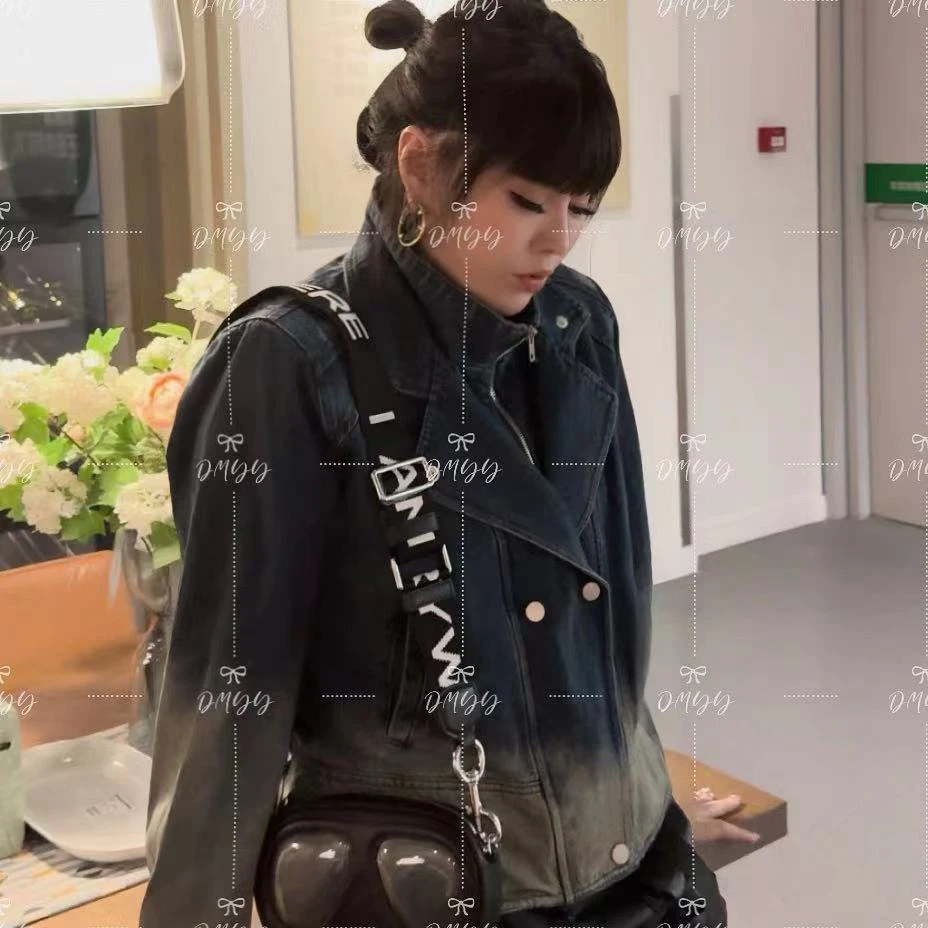 88251 秋冬新款港风怀旧水洗立领显瘦牛仔外套