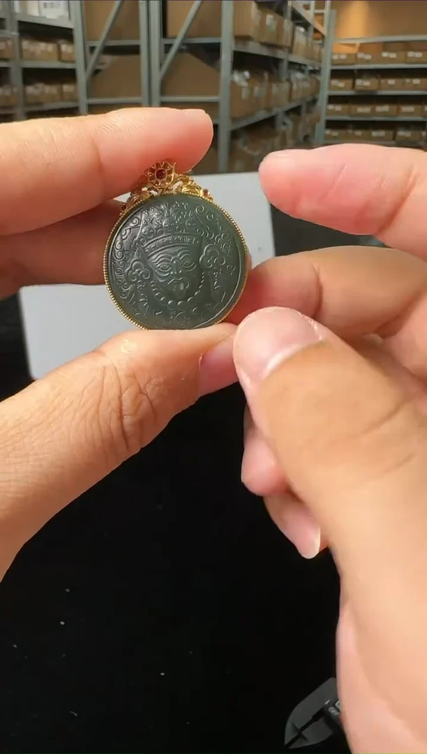 【闪购商品】和田玉吊坠-不含链18K金镶嵌AGB135
