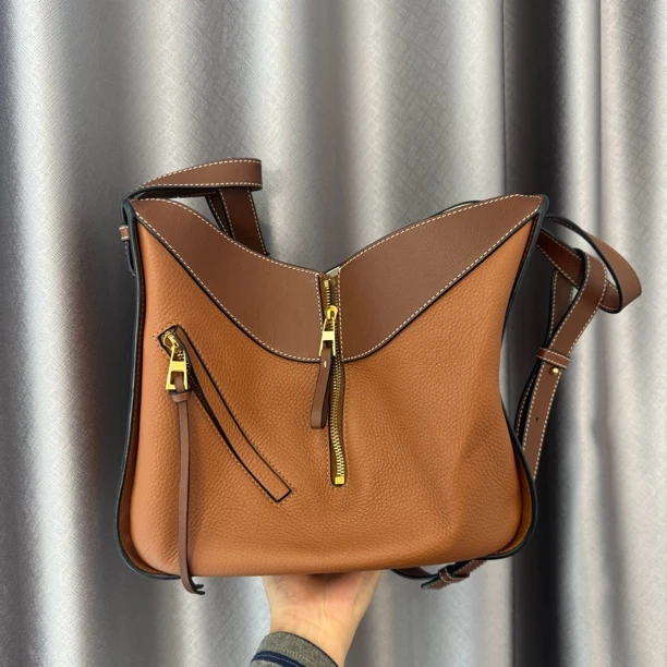 95新 LOEWE/罗意威 罗意威/焦糖色吊床手提斜挎包/2604送中检