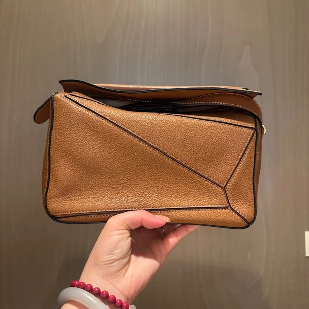 99新 LOEWE/罗意威 罗意威/小号puzzle焦糖色斜挎包/送中检/