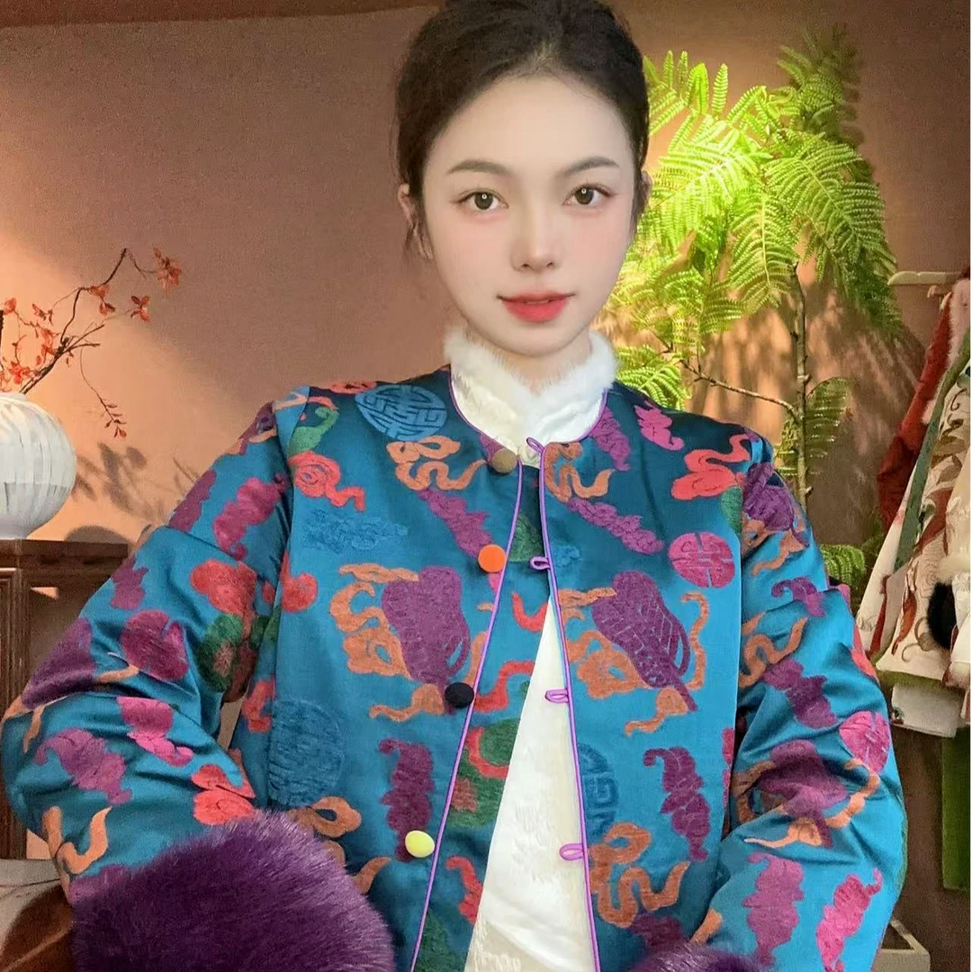 《深圳佐漫服饰》Y1153江上影八宝福禄 新中式拼水貂毛优雅国风棉服