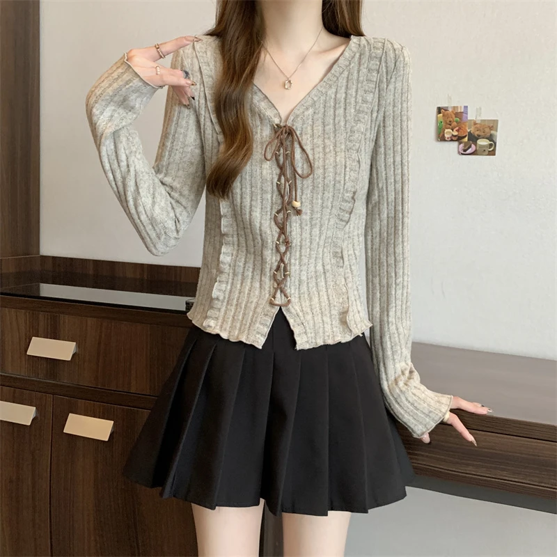 2024秋装新款胖mm大码女遮肚子显瘦休闲木耳花边系带针织上衣8150