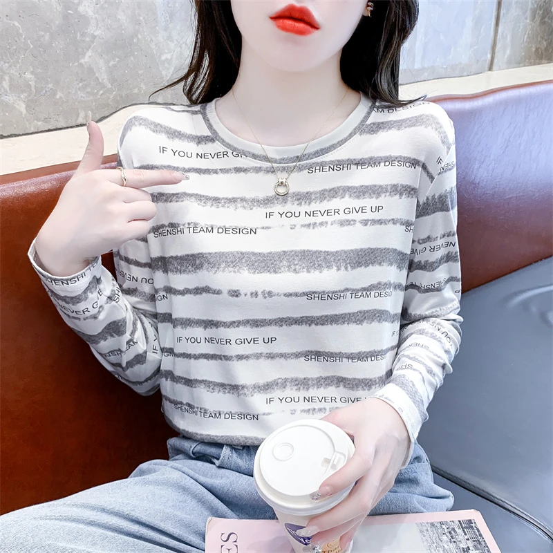 气质打底衫女内搭秋冬字母印花设计感小众上衣秋装新款长袖t恤衫