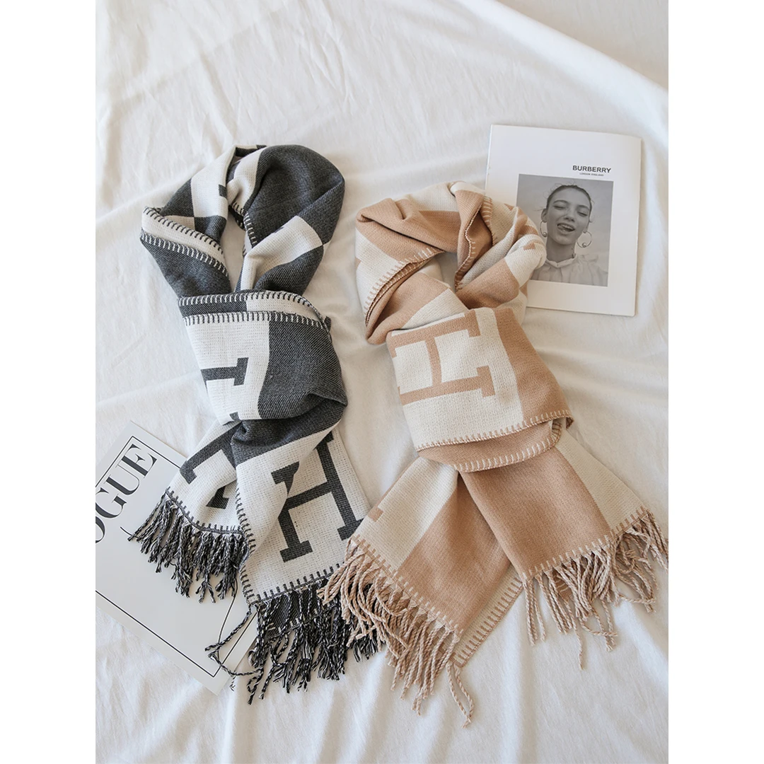 【暖融融】秋冬季韩版百搭新款保暖披肩ins格子双面加厚围巾女W035