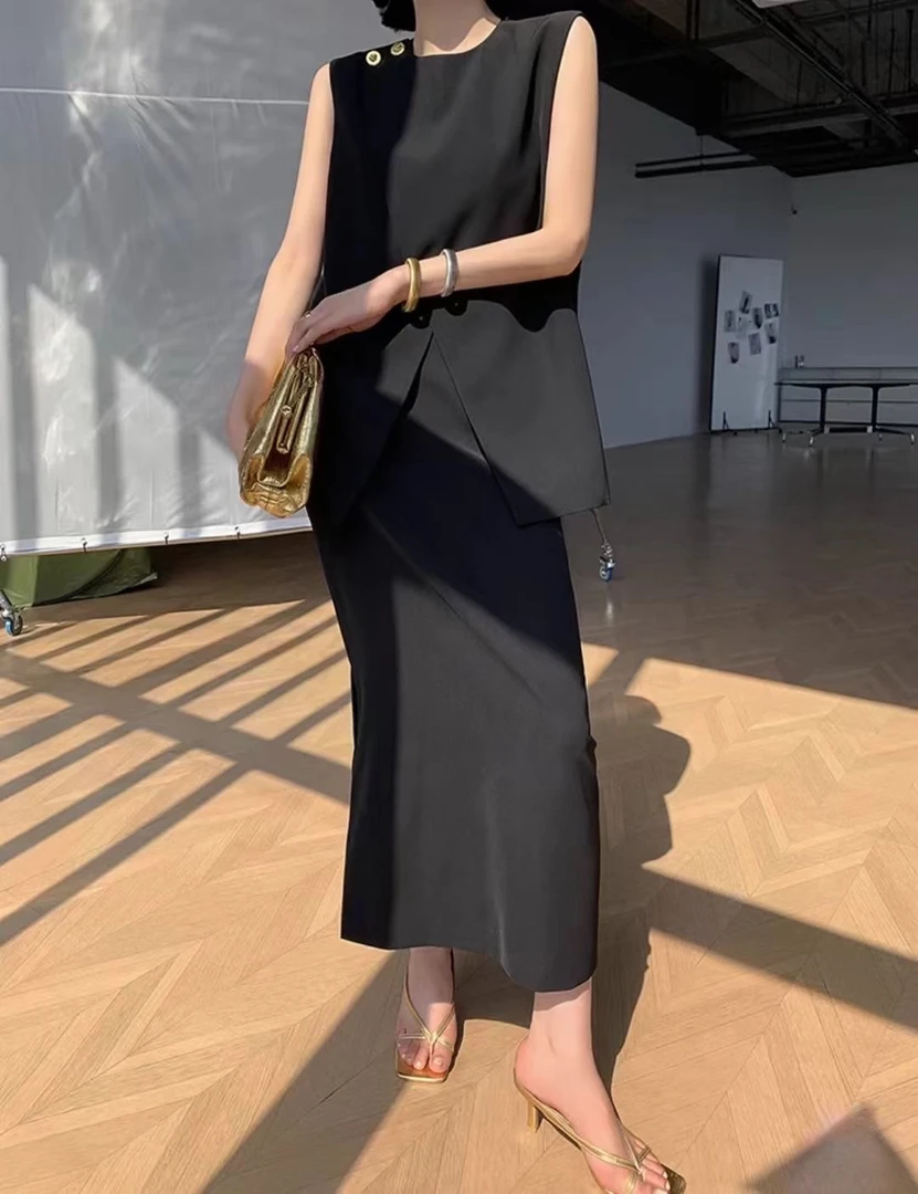 2024新款不规则无袖马甲上衣高腰半身裙