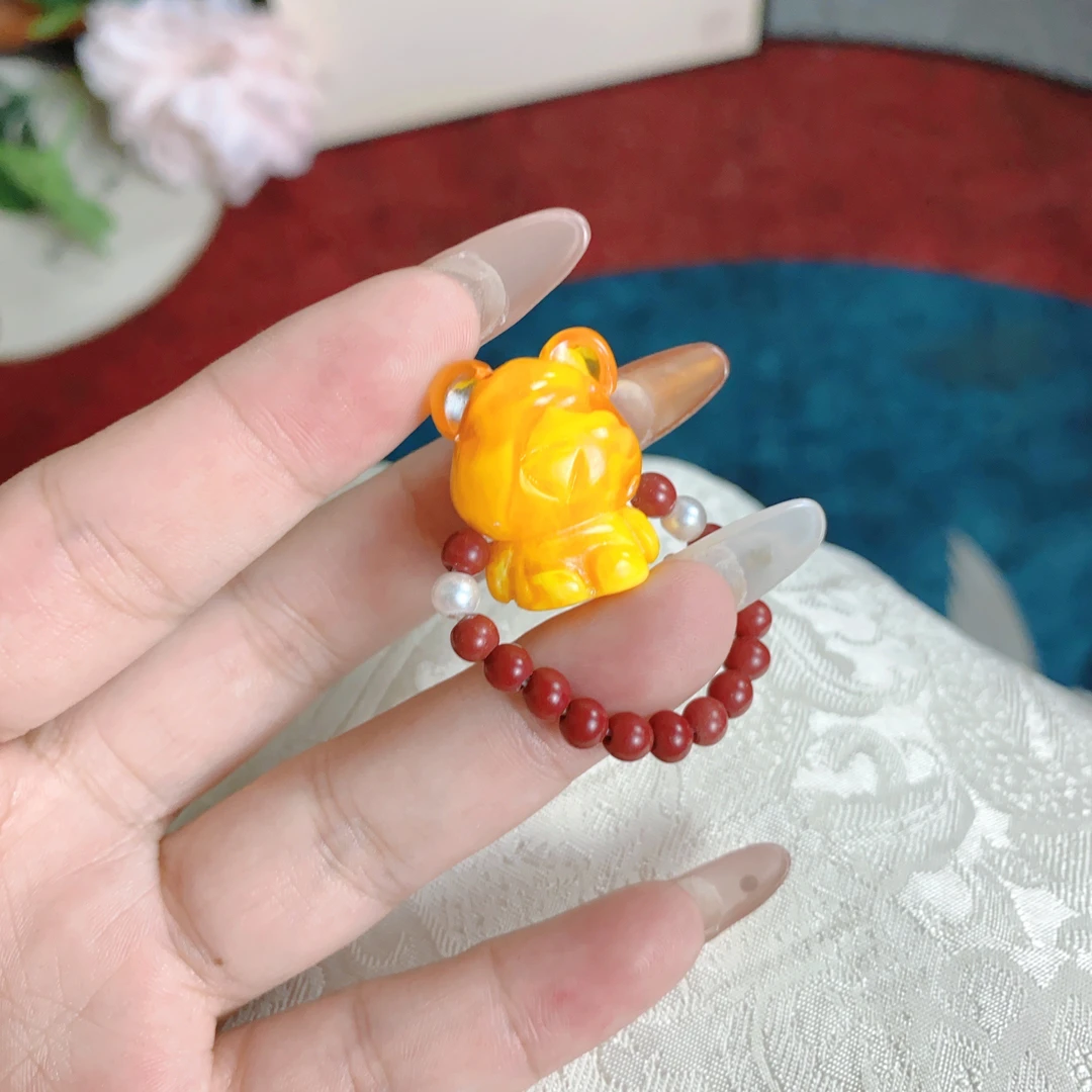 非金属树脂戒指 543号红色珠子弹力绳黄色熊戒指均码仿蜜