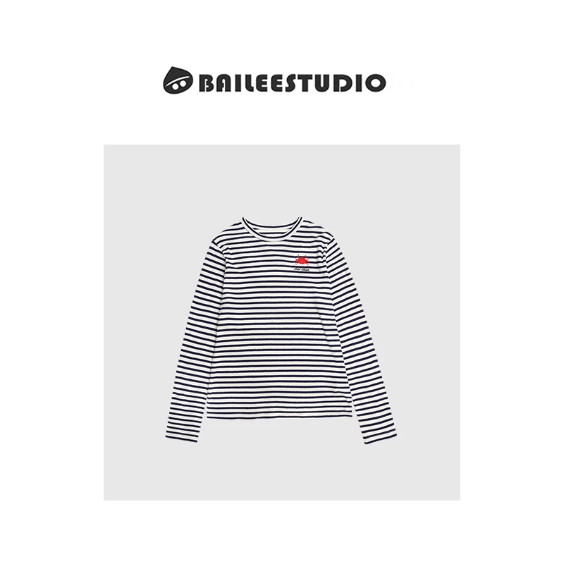 【柏栗良品】原宿风简约长袖套头条纹小螃蟹刺绣T恤女249262