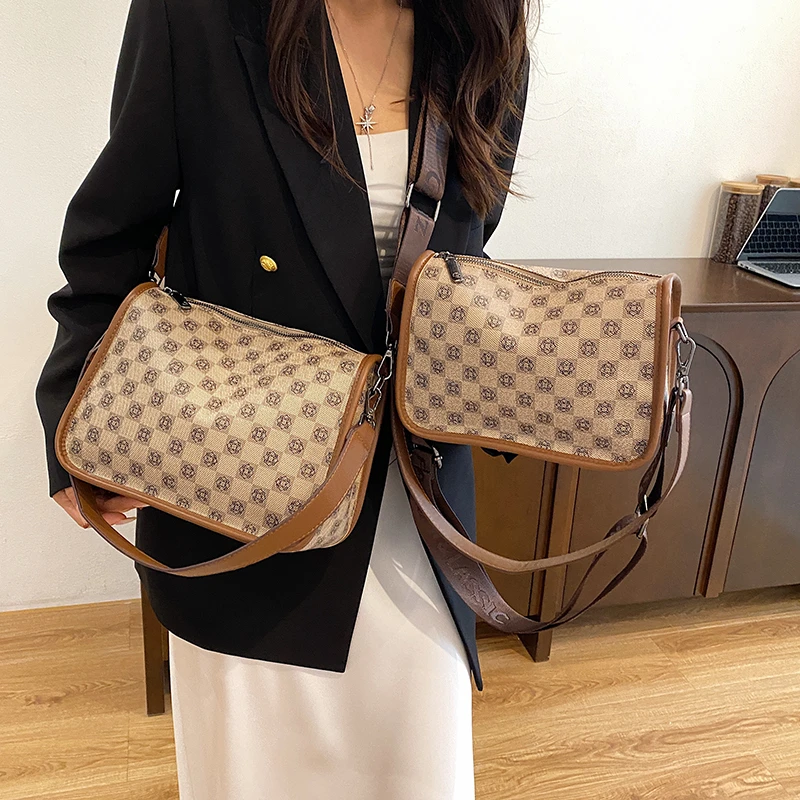 洋气潮流包包2024高级质感新款大容量单肩包休闲百搭韩版斜挎包