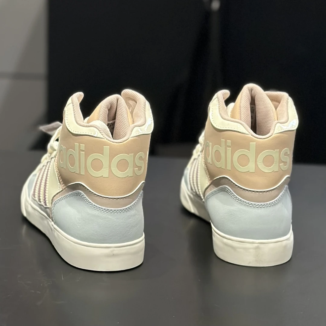 ADIDAS/阿迪达斯三叶草男女百搭新款高帮秋冬运动休闲板鞋 ID6073