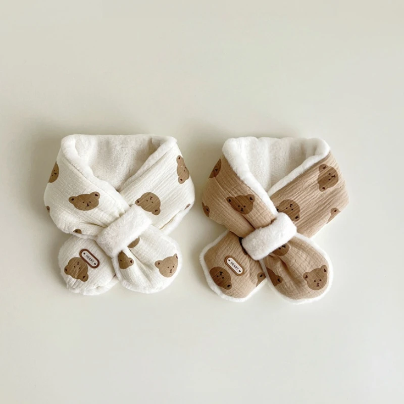 韩版卡通儿童围巾冬季可爱超萌防风保暖宝宝围脖男童女孩交叉围巾