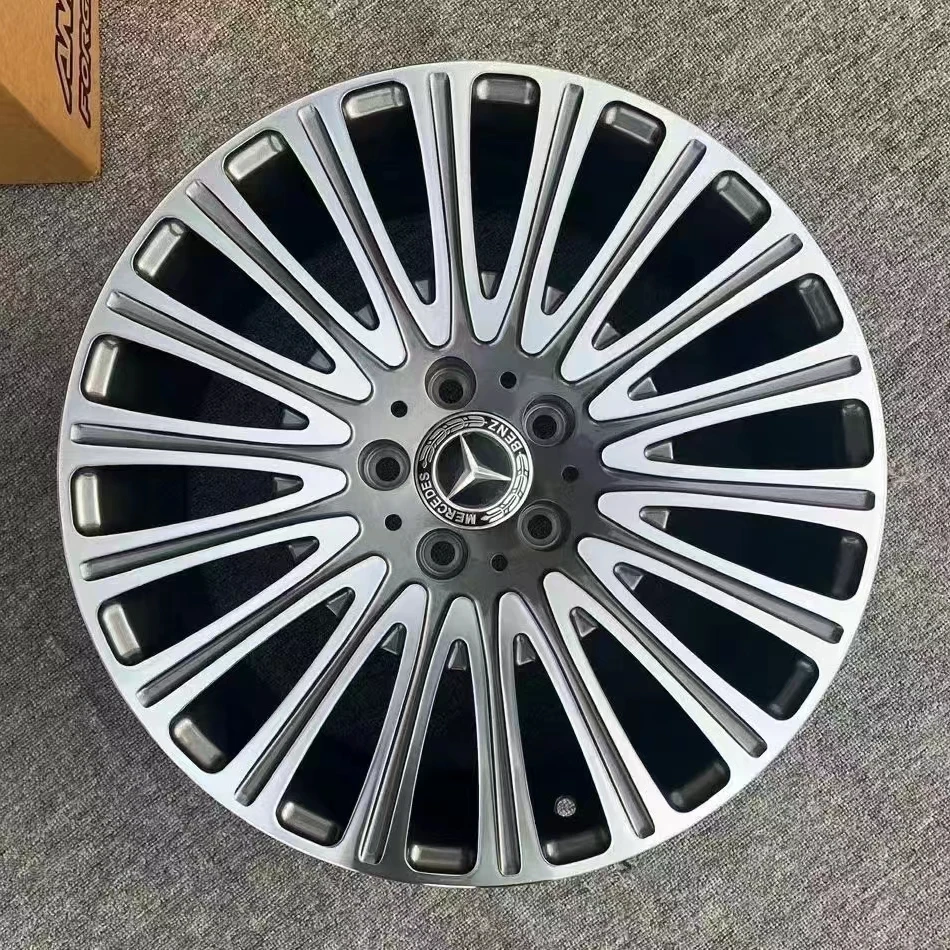 适配奔驰豪华E300轮毂2