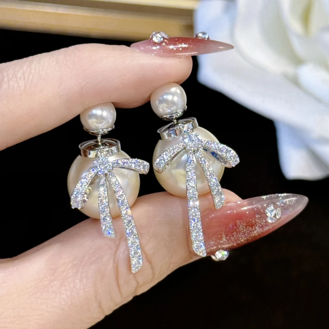 合金仿珍珠耳饰 杨杨babytime冬日美神~超闪两戴蝴蝶结仿珍珠耳钉
